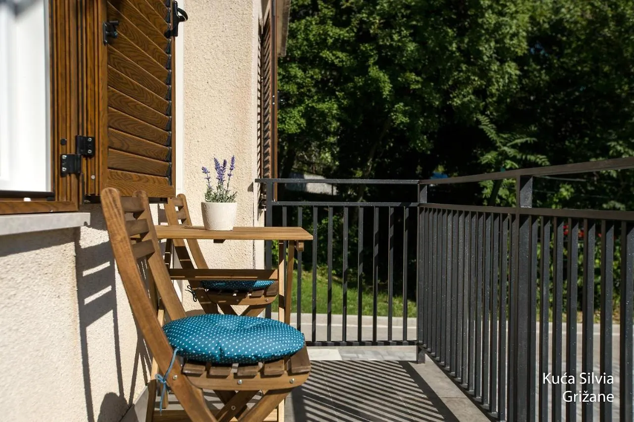 בית נופש Grižane Apartment House Silvia